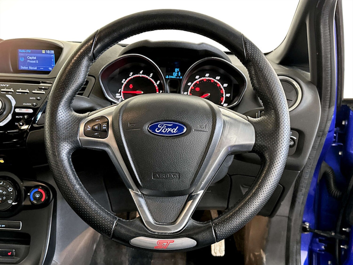 Used Ford Fiesta 2015 for sale - 77542705: Photo 15