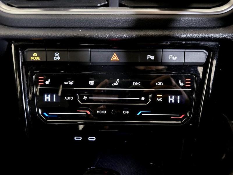 Used Volkswagen T-Roc 2022 for sale - 76494487: Photo 25