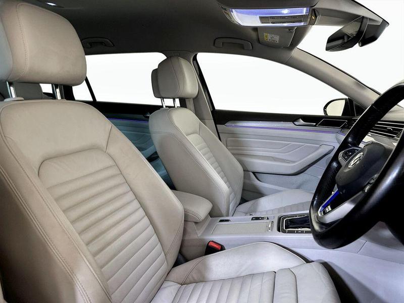 Used Volkswagen Passat 2019 for sale - 76545399: Photo 13