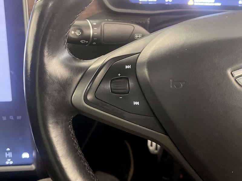 Used Tesla Model X 2018 for sale - 77157293: Photo 17