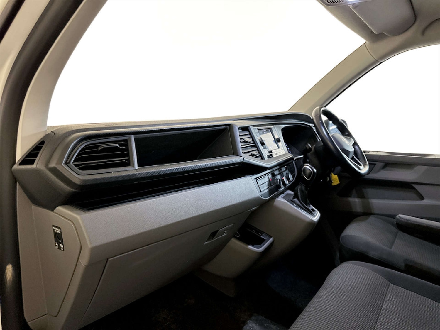 Used Volkswagen Transporter 2021 for sale - 77594842: Photo 12