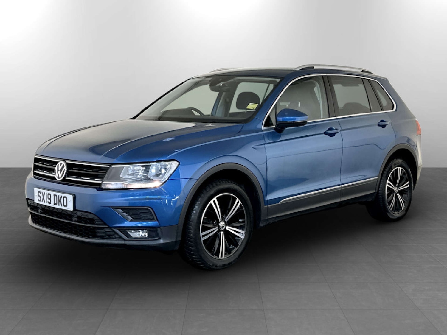 Used Volkswagen Tiguan 2019 for sale - 77195848: Photo 6