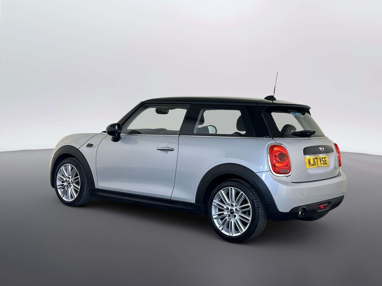 Used MINI Hatch 2017 for sale - 77845616: Photo 8
