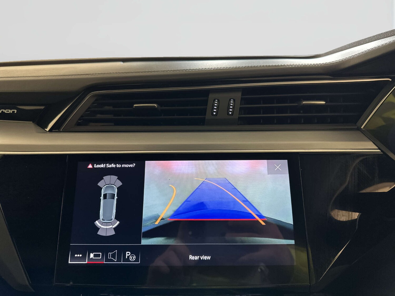 Used Audi e-tron 2022 for sale - 77934087: Photo 20