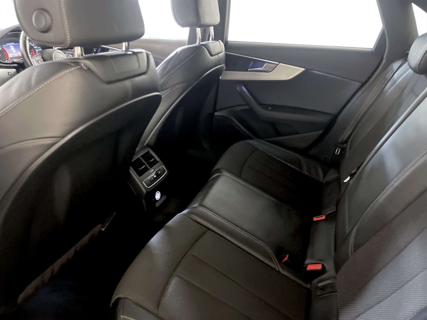 Used Audi A4 2017 for sale - 77185746: Photo 14