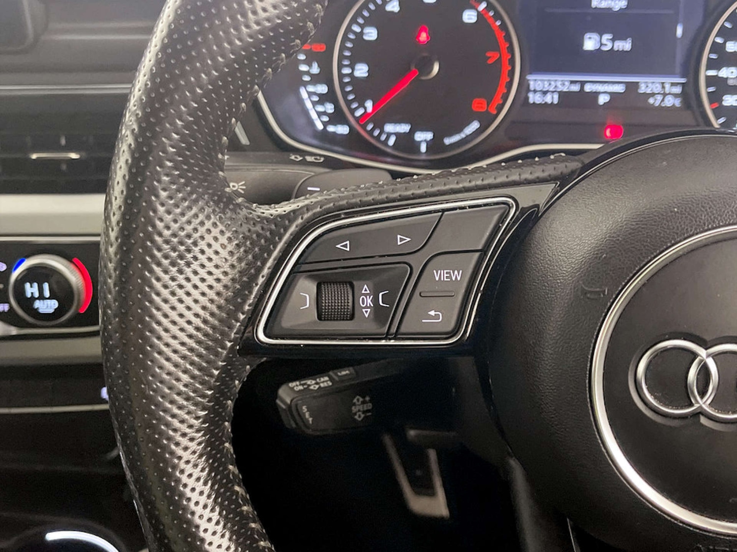 Used Audi A4 2017 for sale - 77185746: Photo 17