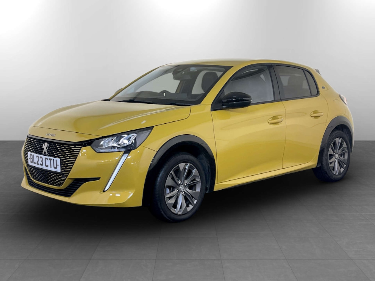 Used Peugeot 208 2023 for sale - 77667875: Photo 5