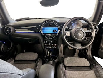 Used MINI Hatch 2021 for sale - 77336963: Photo