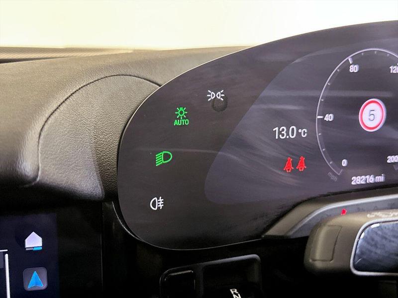 Used Porsche Taycan 2023 for sale - 76641034: Photo 17