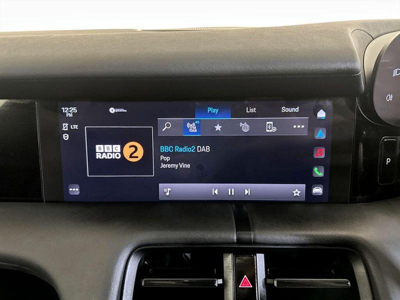 Used Porsche Taycan 2023 for sale - 76641034: Photo 25