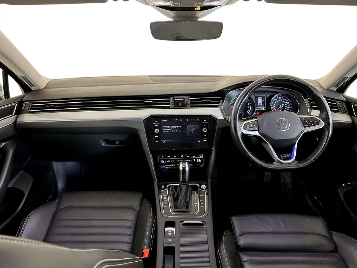 Used Volkswagen Passat 2021 for sale - 77186001: Photo 3