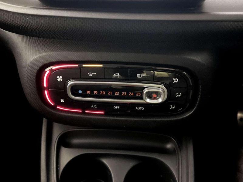 Used Audi Q3 2017 for sale - 76908736: Photo 26