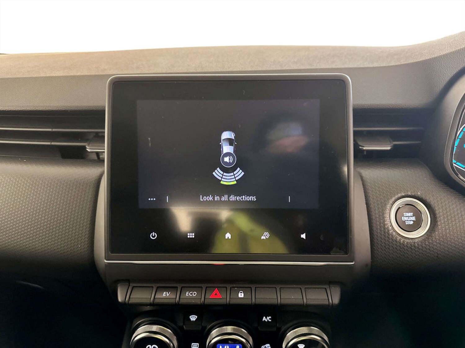 Used Renault Clio 2022 for sale - 77366780: Photo 21