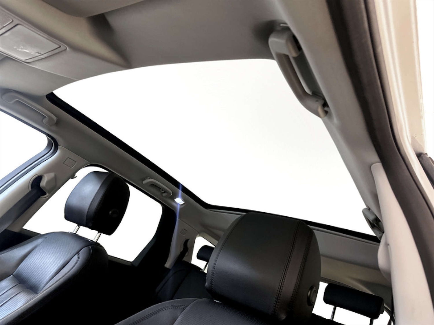 Used Land Rover Discovery Sport 2018 for sale - 77364215: Photo 15