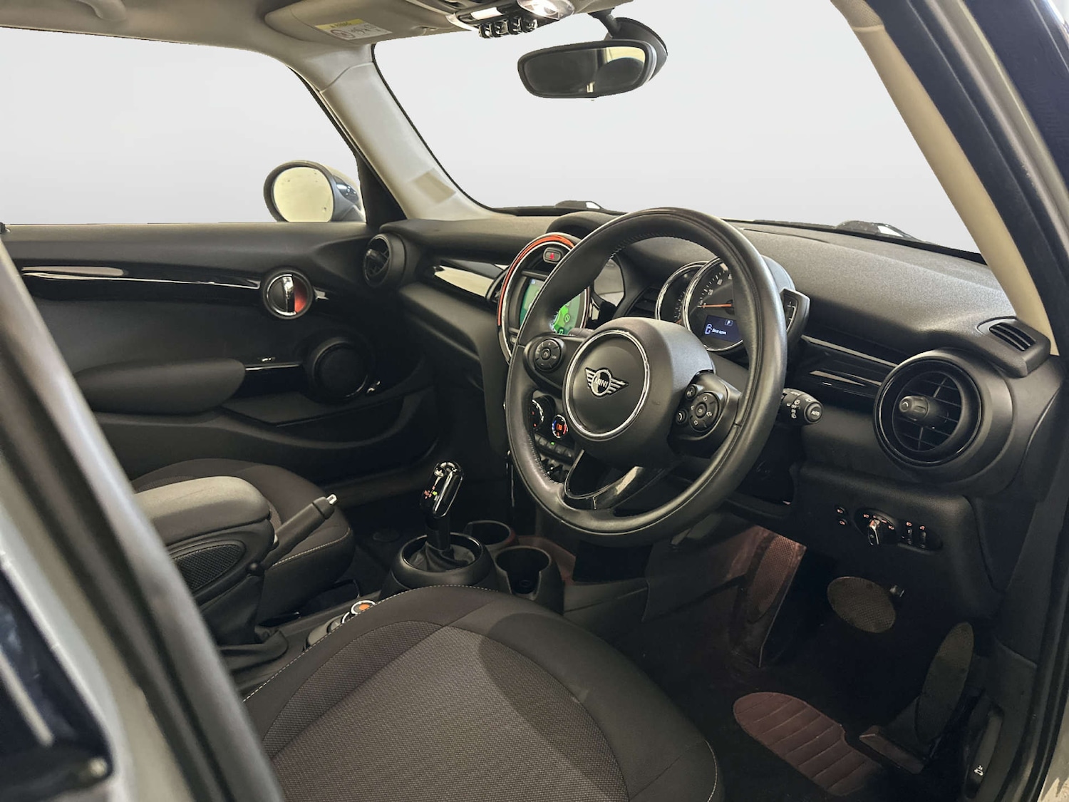 Used MINI Hatch 2019 for sale - 78175652: Photo 13