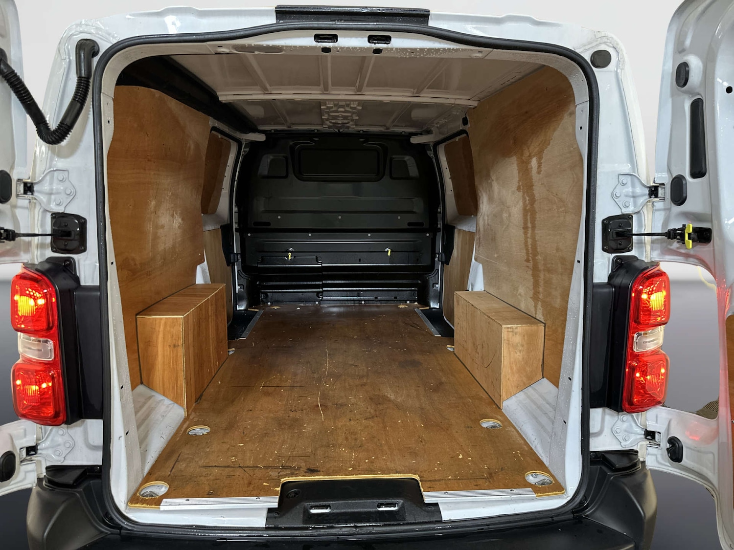 Used Peugeot Expert 2022 for sale - 78105680: Photo 15