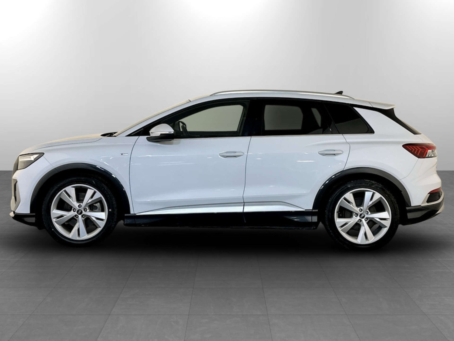 Used Audi Q4 e-tron 2021 for sale - 77434680: Photo 7