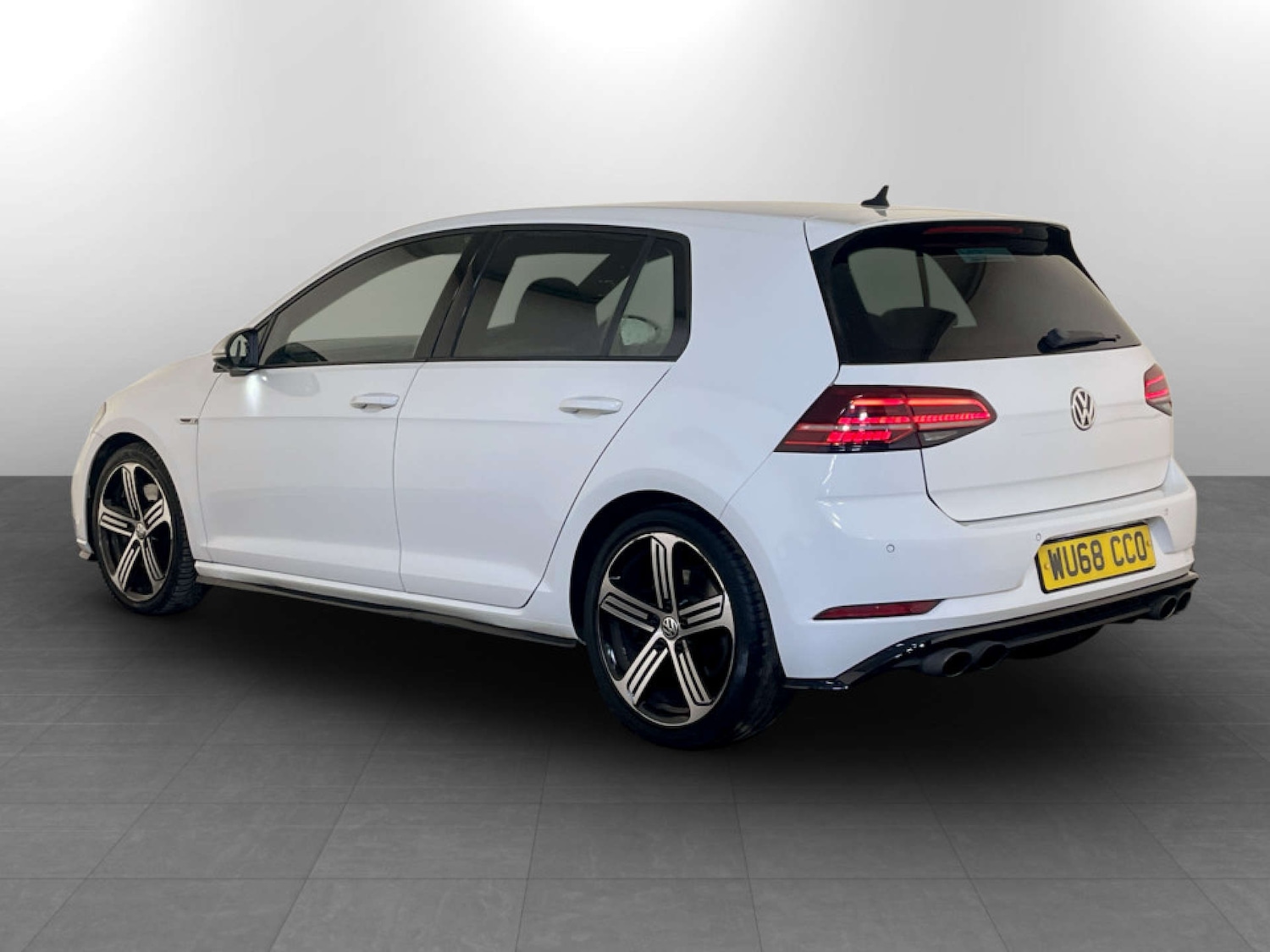 Used Volkswagen Golf 2018 for sale - 77431889: Photo 8
