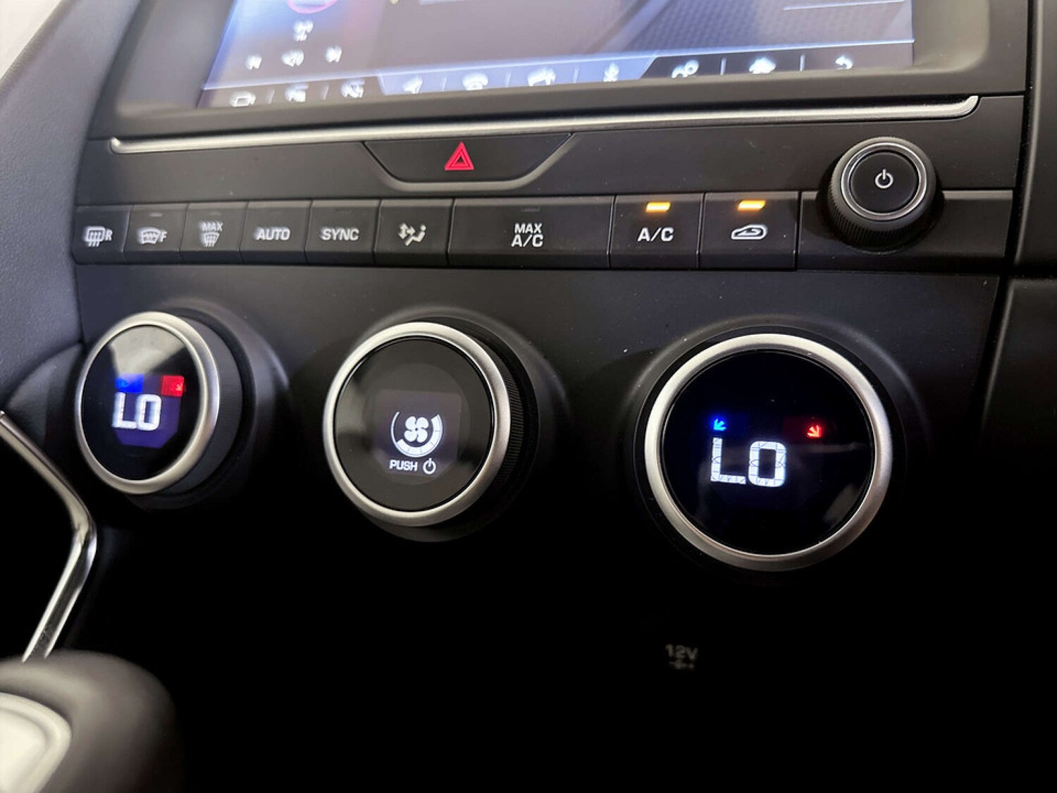 Used Jaguar E-Pace 2019 for sale - 77186048: Photo 26