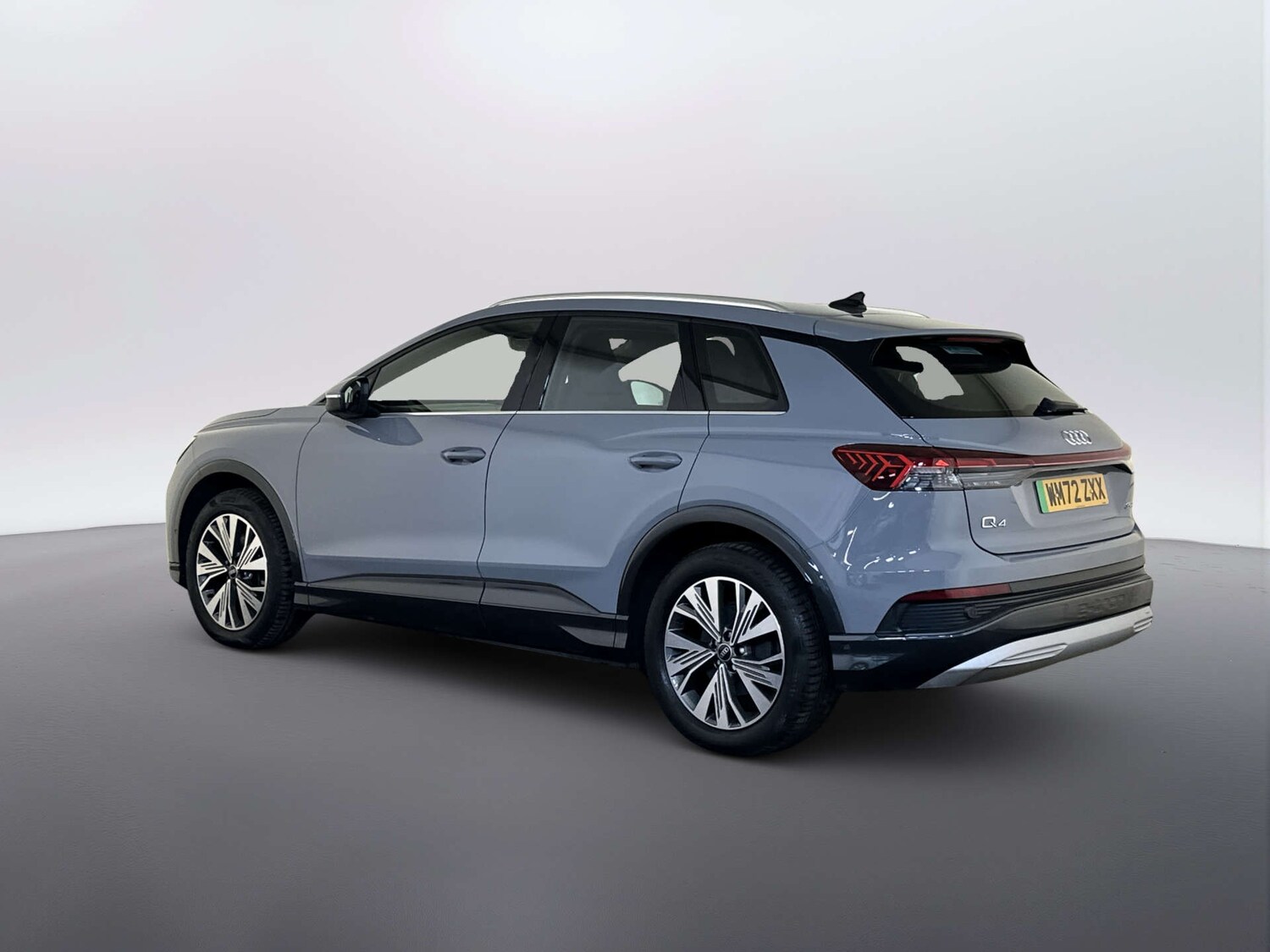 Used Audi Q4 e-tron 2023 for sale - 77967816: Photo 8