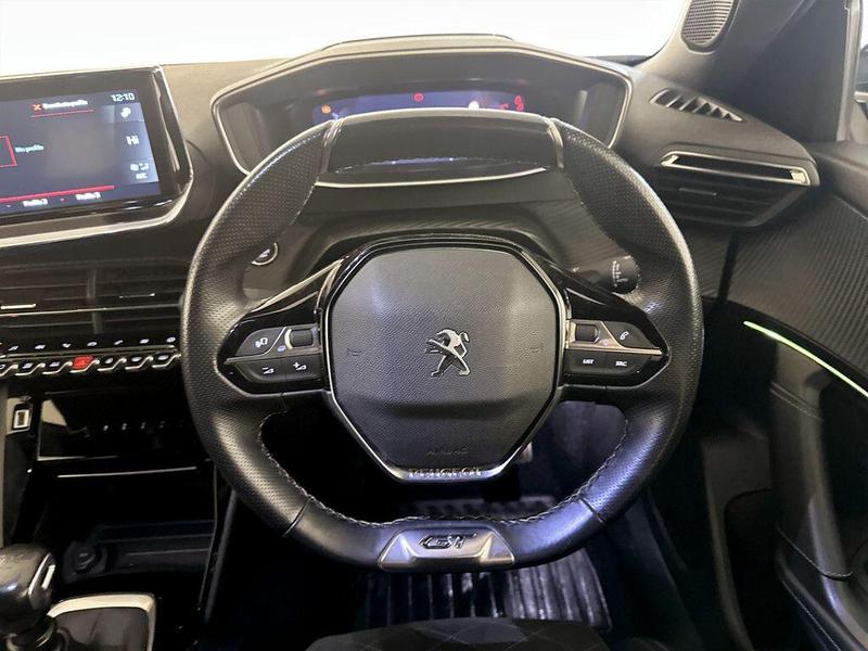 Used Peugeot 2008 2021 for sale - 76415827: Photo 16