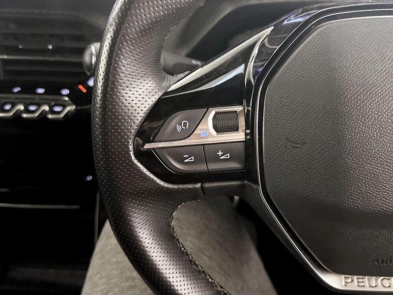 Used Peugeot 2008 2021 for sale - 76415827: Photo 17