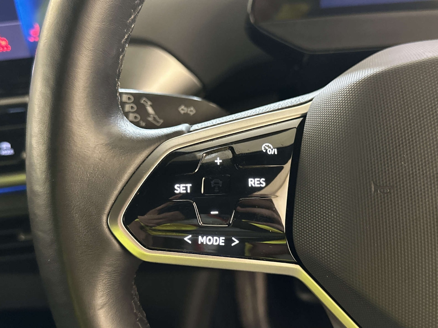 Used Volkswagen ID.4 2022 for sale - 77933997: Photo 17