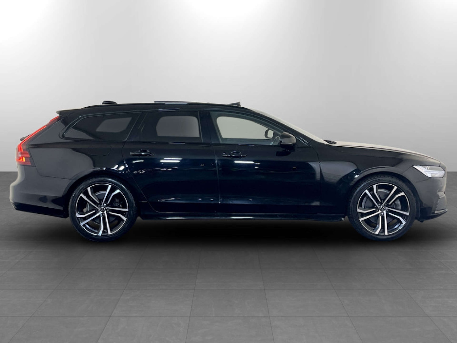 Used Volvo V90 2022 for sale - 77272748: Photo 11
