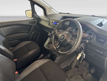 Used Renault Kangoo 2024 for sale - 78806632: Photo