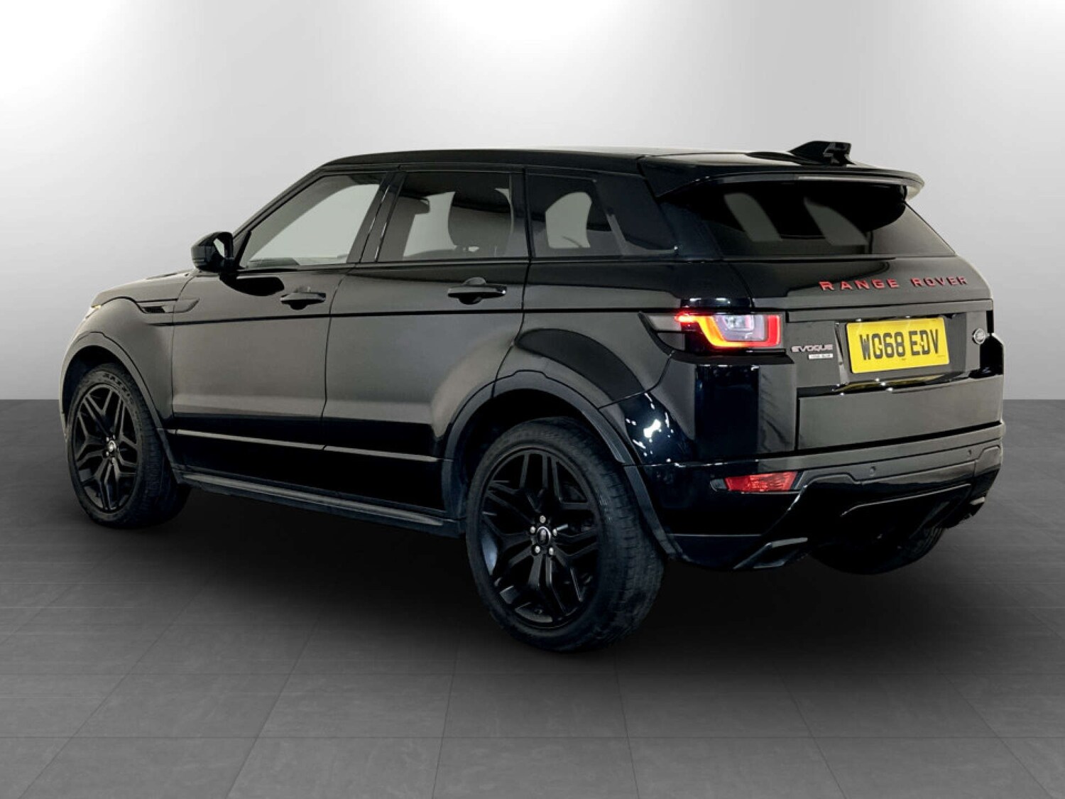 Used Land Rover Range Rover Evoque 2018 for sale - 77655659: Photo 8