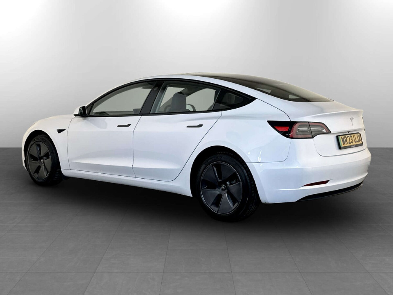 Used Tesla Model 3 2023 for sale - 77813660: Photo 8
