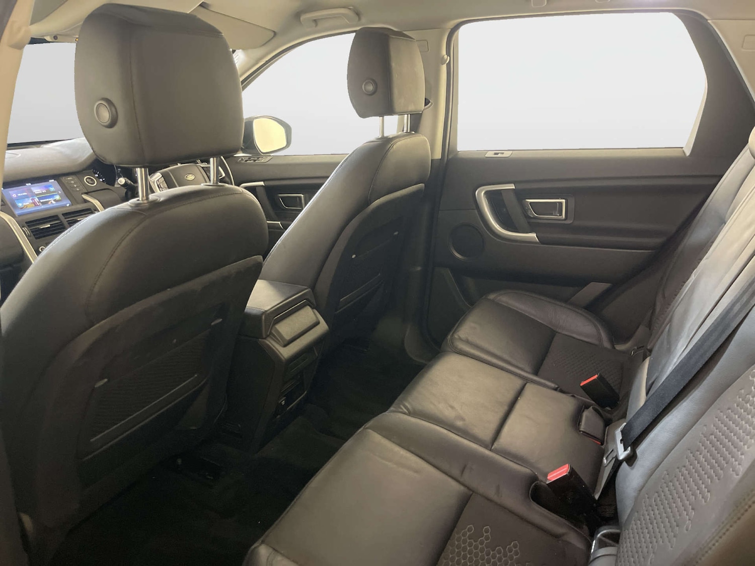 Used Land Rover Discovery Sport 2017 for sale - 77920744: Photo 14