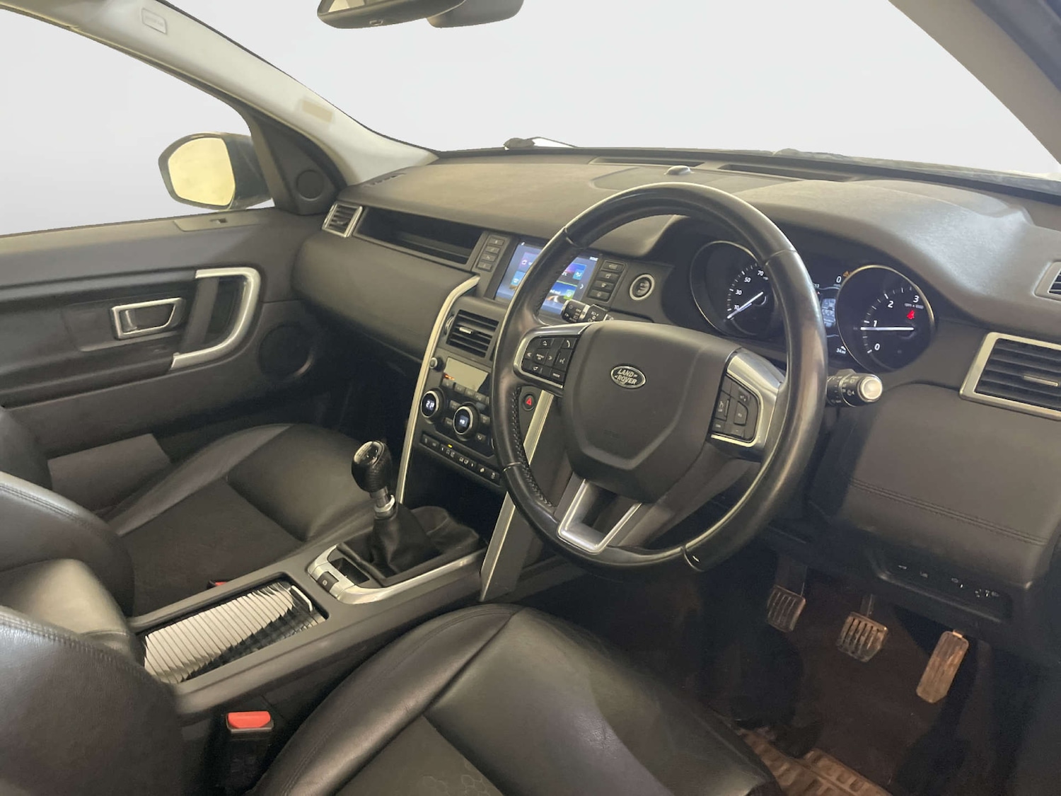 Used Land Rover Discovery Sport 2017 for sale - 77920744: Photo 15