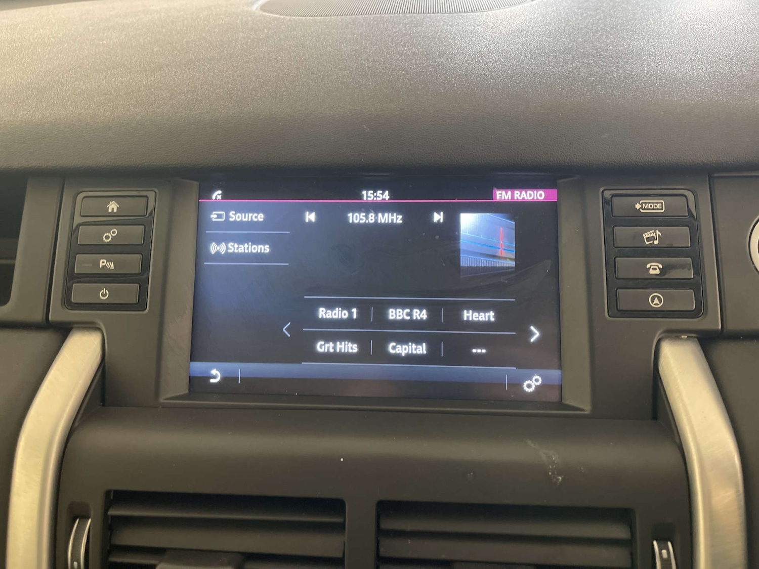 Used Land Rover Discovery Sport 2017 for sale - 77920744: Photo 22