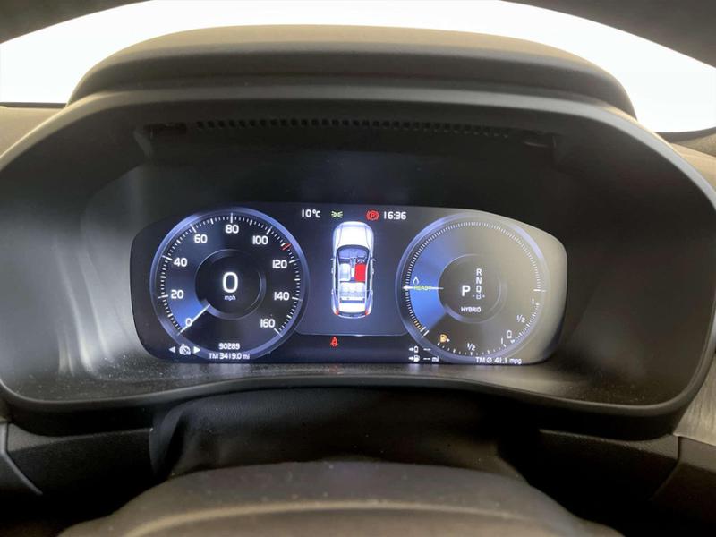 Used Volvo XC40 2021 for sale - 76826234: Photo 18