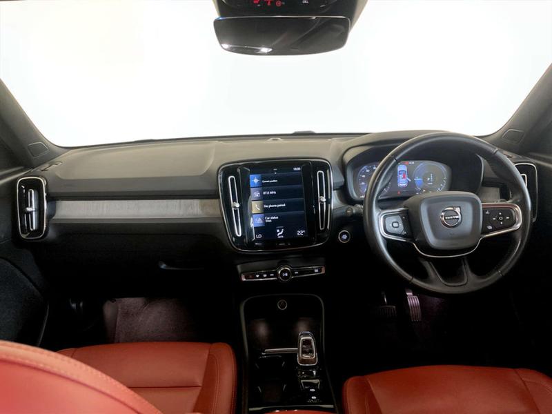 Used Volvo XC40 2021 for sale - 76826234: Photo 3