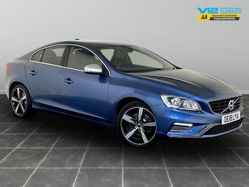 2018 - D4 [190] R DESIGN Nav 4dr