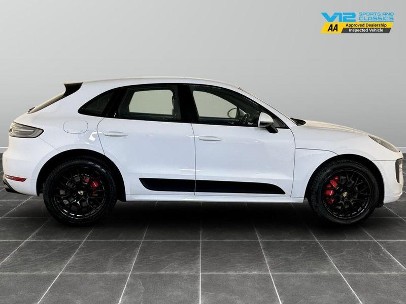 Used Porsche Macan 2020 for sale - 76344441: Photo 11