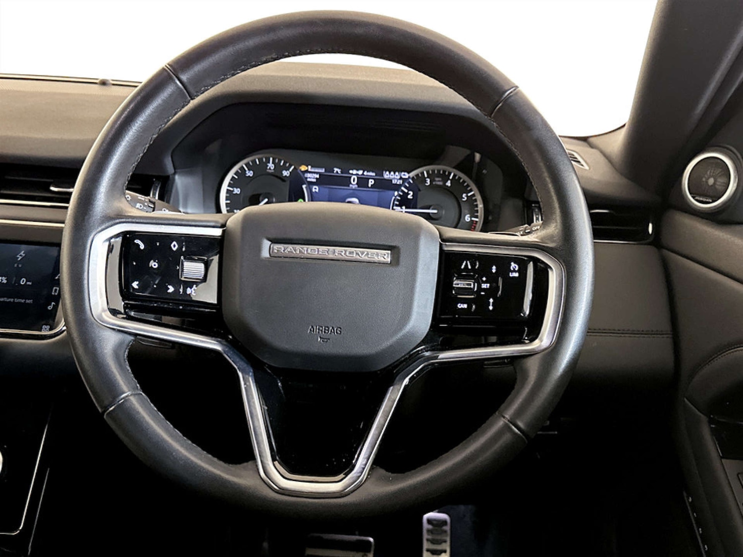 Used Land Rover Range Rover Evoque 2022 for sale - 77403471: Photo 16