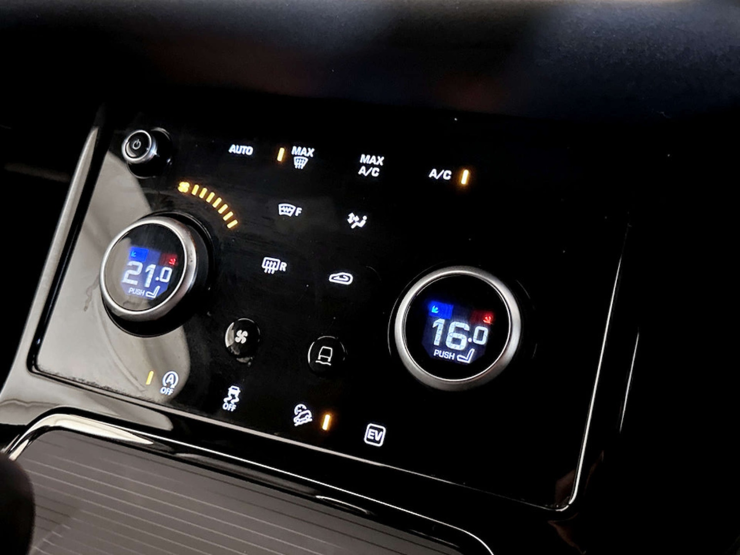 Used Land Rover Range Rover Evoque 2022 for sale - 77403471: Photo 25