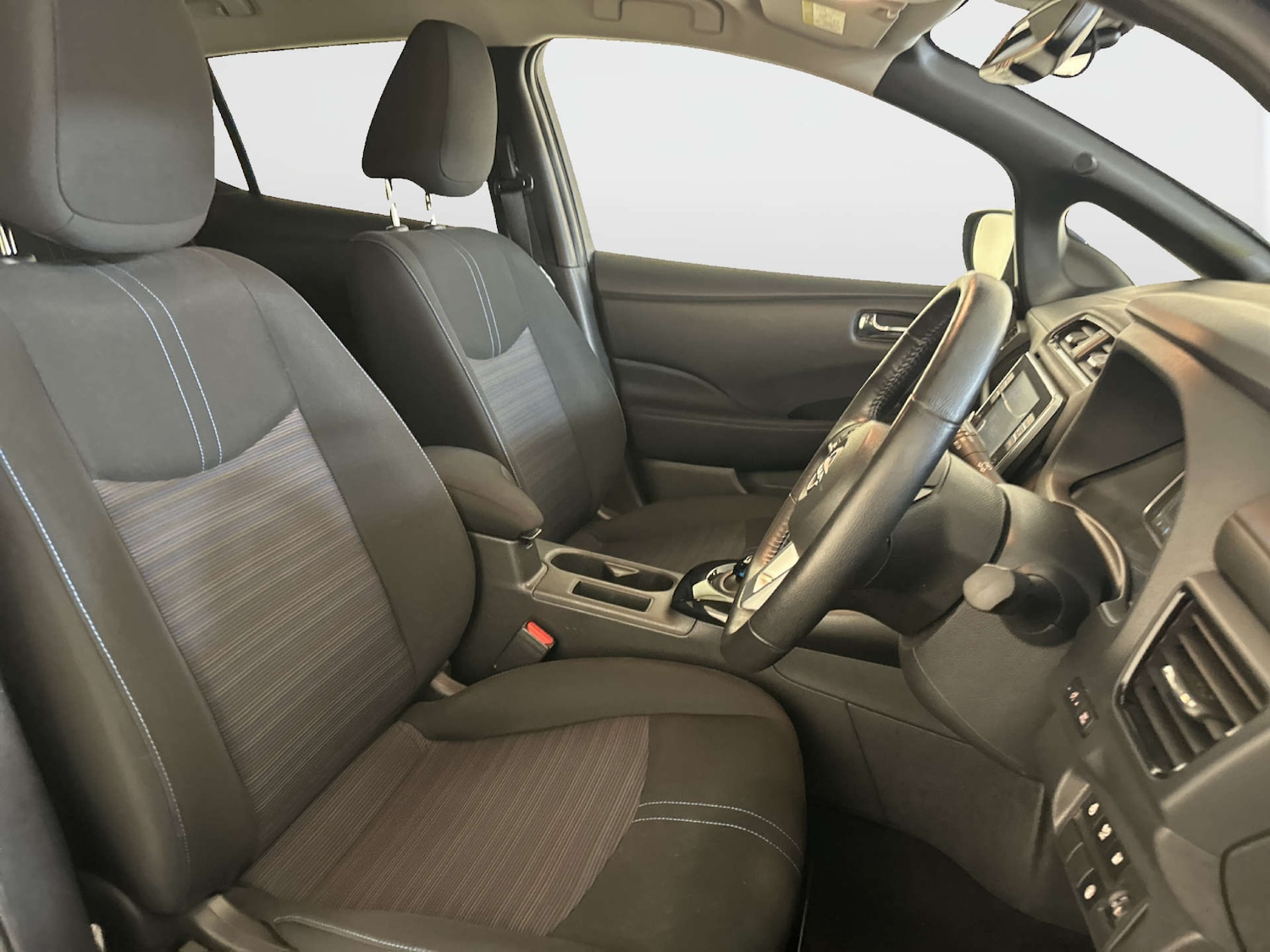 Used Nissan Leaf 2023 for sale - 77950446: Photo 13