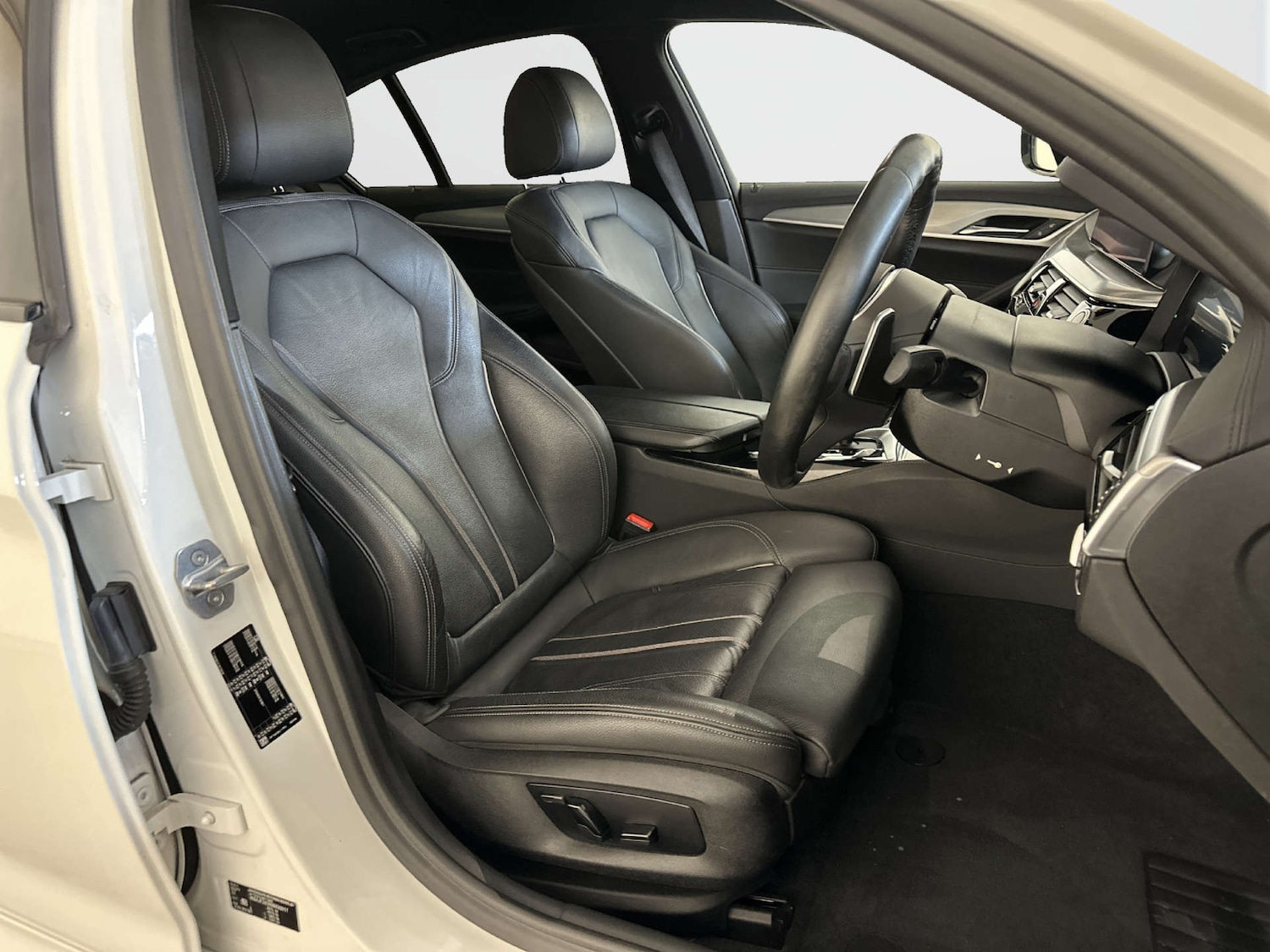 Used BMW 5 Series 2019 for sale - 78122960: Photo 13