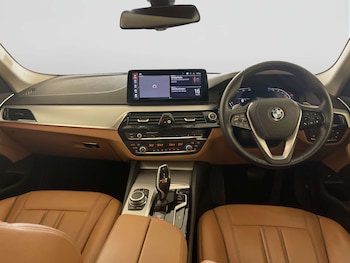 Used BMW 5 Series 2022 for sale - 77915406: Photo