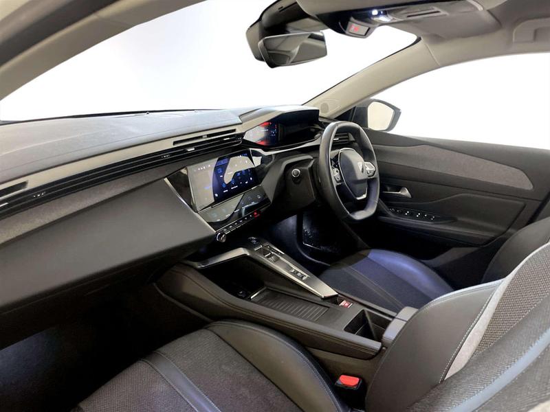 Used Peugeot 308 2022 for sale - 77117001: Photo 12