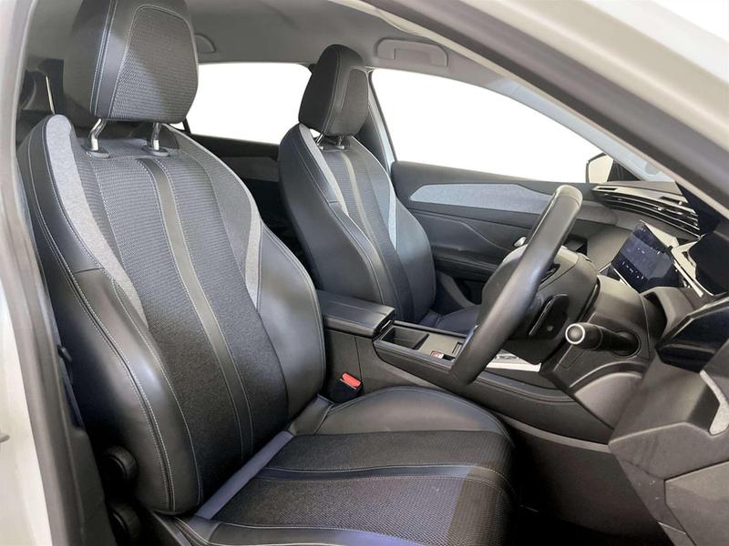 Used Peugeot 308 2022 for sale - 77117001: Photo 13