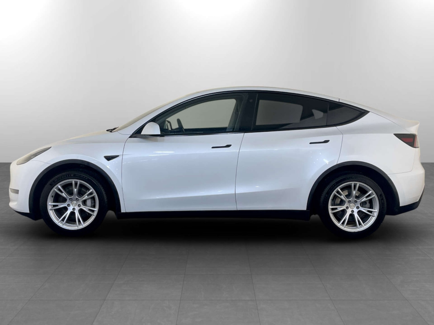 Used Tesla Model Y 2023 for sale - 77227749: Photo 7