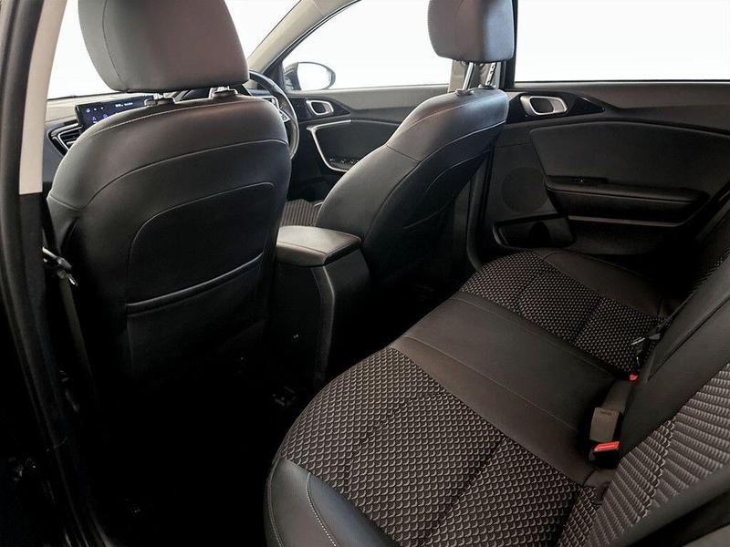 Used Kia Ceed 2022 for sale - 76344440: Photo 14