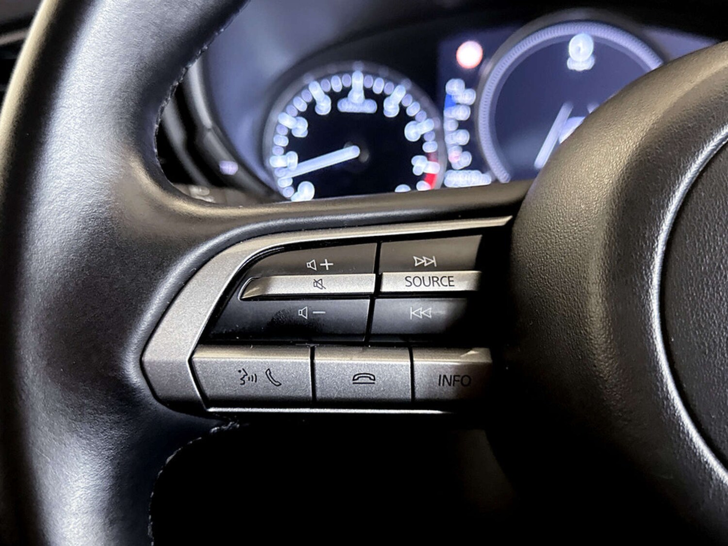 Used Mazda CX-30 2022 for sale - 77667923: Photo 16