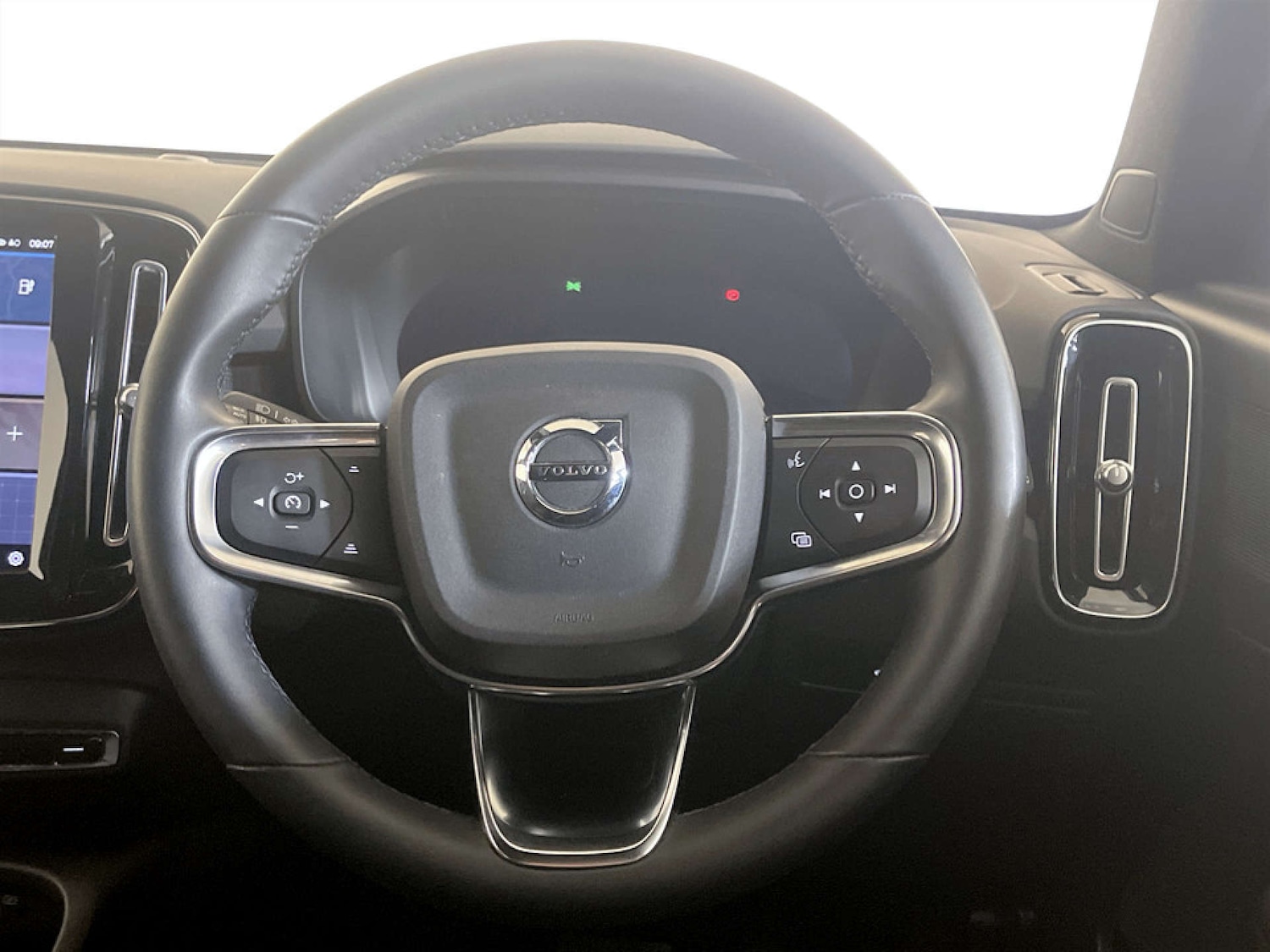 Used Volvo XC40 2022 for sale - 77452465: Photo 15