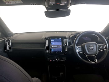 Used Volvo XC40 2022 for sale - 77452465: Photo